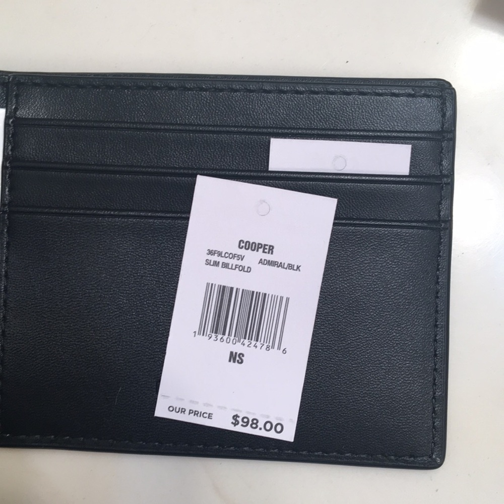 Michael Kors Wallet bill fold - Picture 8 of 8